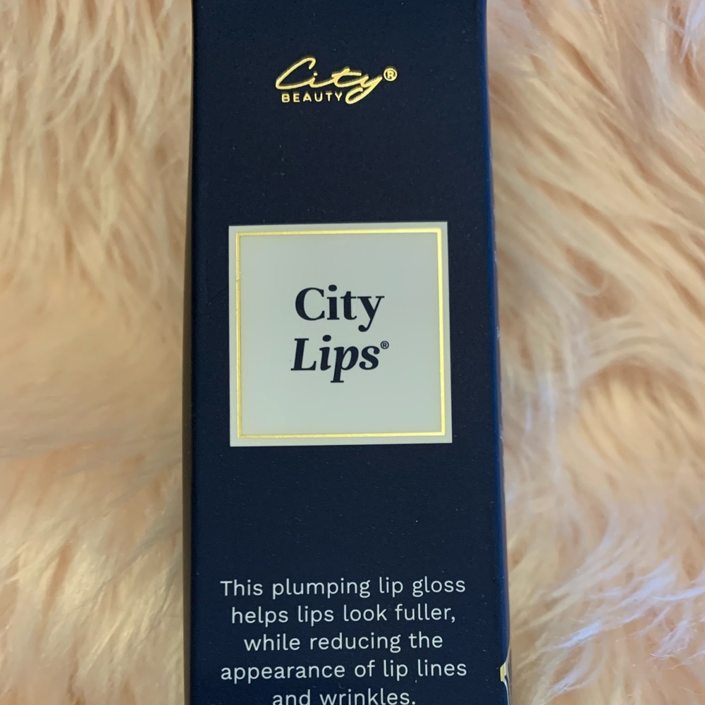 City Lips clear lip plumping gloss